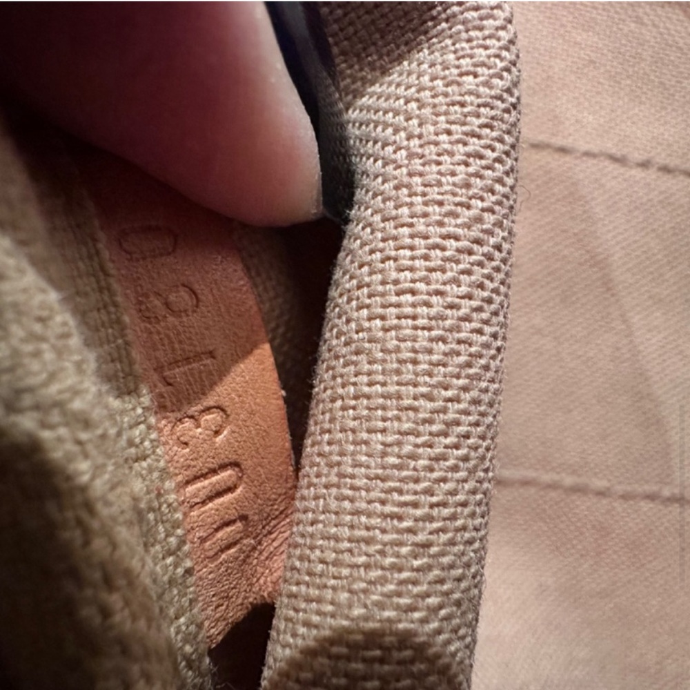 Louis Vuitton Bag - Picture 4 of 6